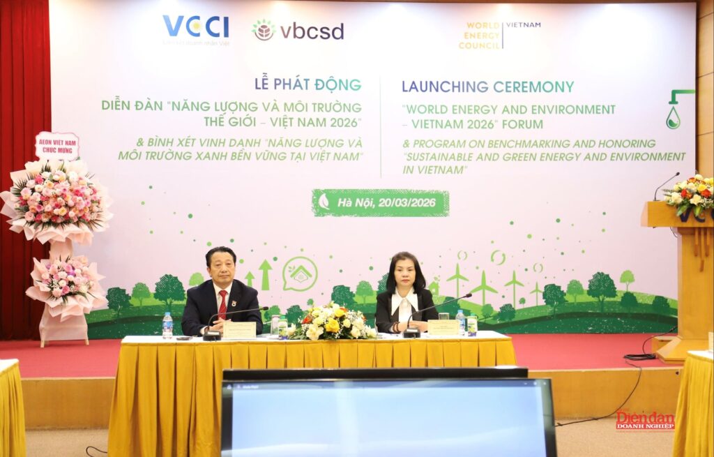chu toa Diễn đàn do Liên đoàn Thương mại và Công nghiệp Việt Nam (VCCI), thông qua Hội đồng Doanh nghiệp vì sự Phát triển Bền vững Việt Nam (VBCSD), phối hợp cùng WEC Việt Nam triển khai, với chủ đề “Việt Nam cụ thể hóa con đường tới Net Zero”